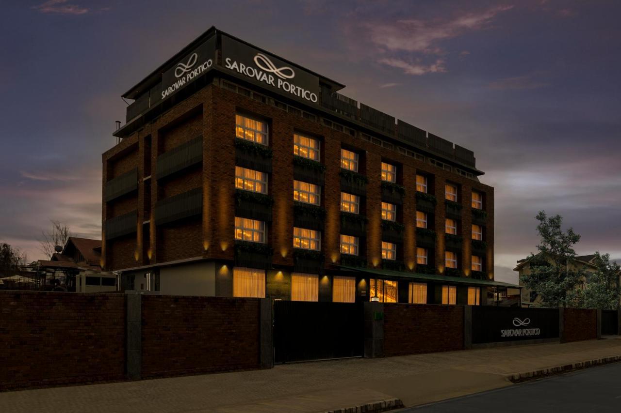 Sarovar Portico Srinagar Exterior photo